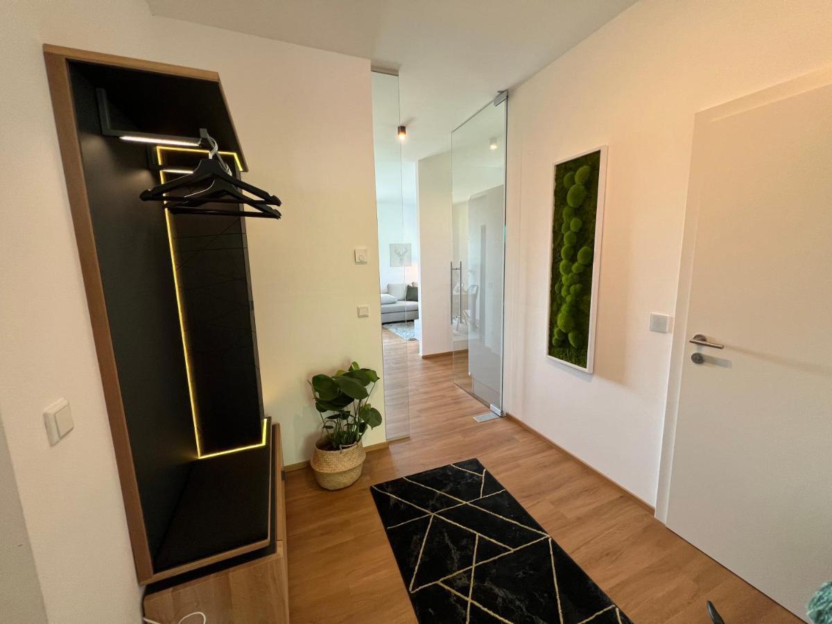 Designapartment Blue Sky -55M2-Free Parking & Wifi グラーツ エクステリア 写真