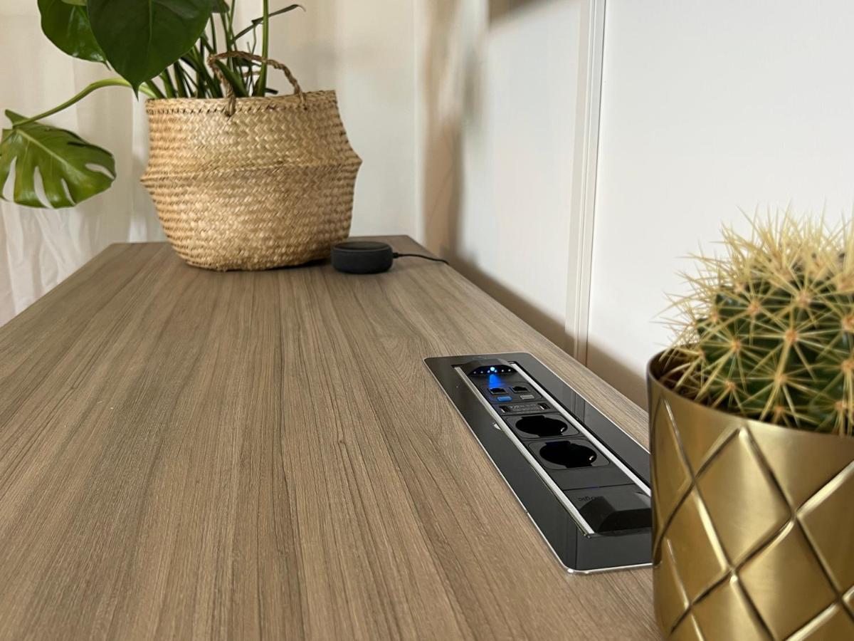 Designapartment Blue Sky -55M2-Free Parking & Wifi グラーツ エクステリア 写真